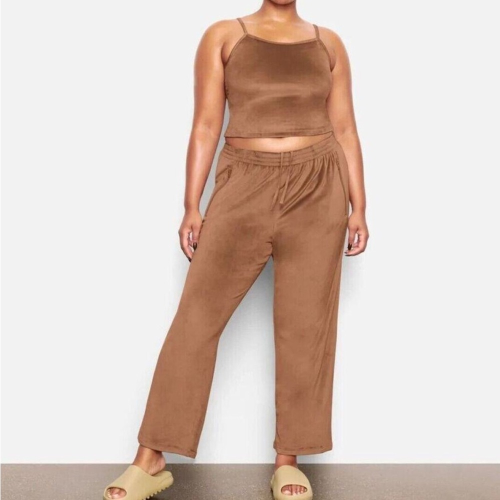 SKIMS Velour Track‎ Pants